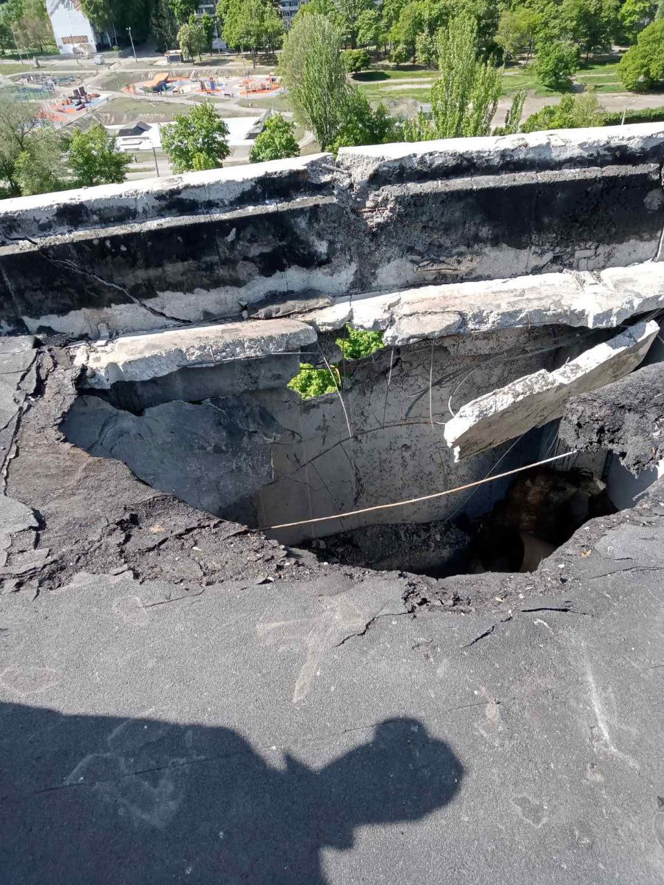 У Харкові пошкодження будинків усувають майже півтисячі будівельників