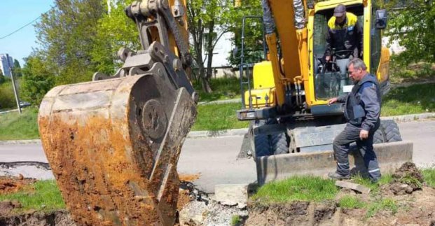 На Салтівці почали роботи з відновлення подачі води