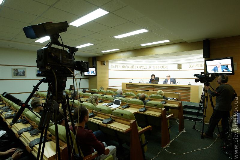 Геннадій Кернес: Підвищення квартплати - захід вимушений