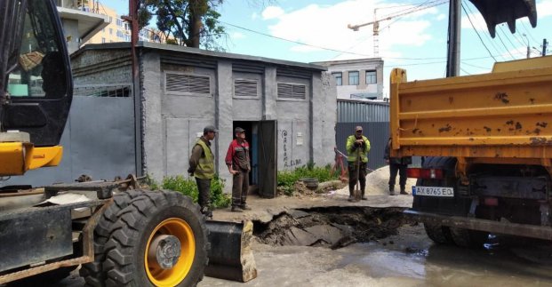 У Харкові ремонтують водоводи та готують мережі до зими 