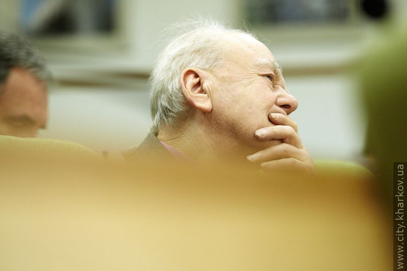 Геннадій Кернес поставив оцінку міській владі