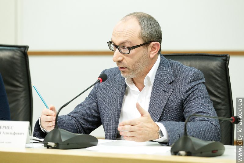 Геннадій Кернес поставив оцінку міській владі