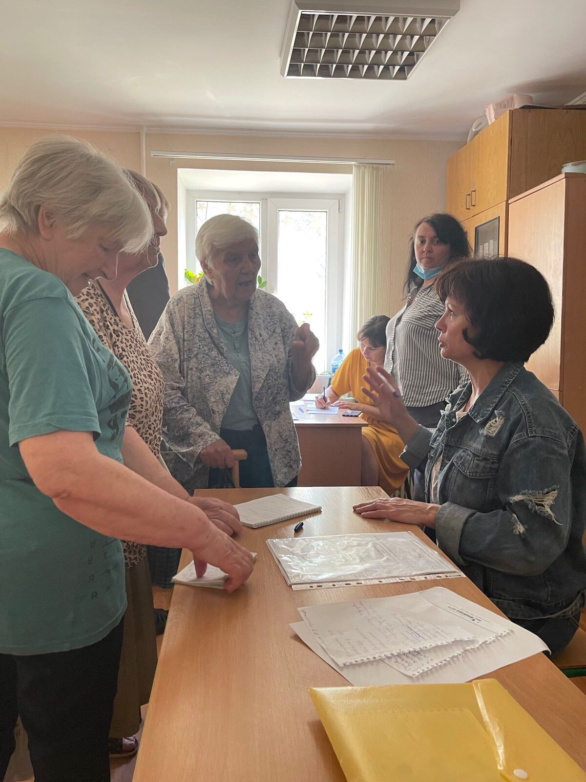 Харків'янам, які живуть у гуртожитках, допомагають соціальні працівники