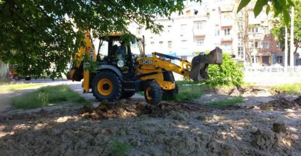 У Салтівському районі ремонтують мережі холодного водопостачання