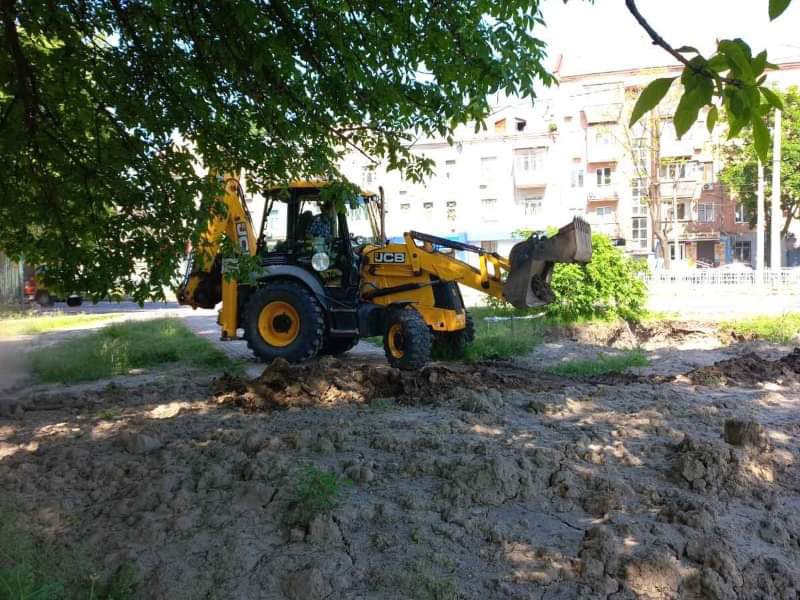 У Салтівському районі ремонтують мережі холодного водопостачання
