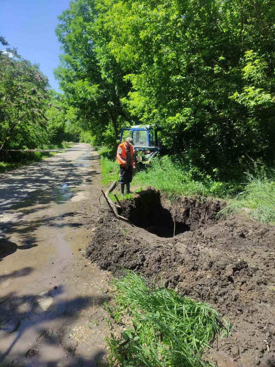 «Харківводоканал» ремонтує мережі у всіх районах міста