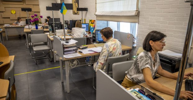 У Київському районі абонентський відділ «Теплових мереж» відновив роботу