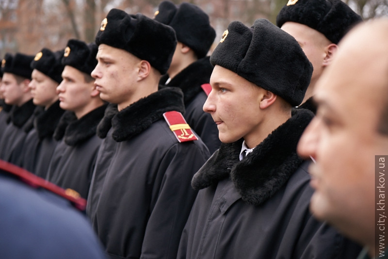 До могил жертв голодоморів поклали квіти