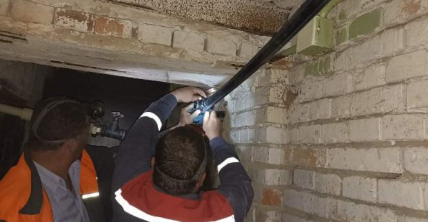У Новобаварському районі готують внутрішньобудинкові комунікації до зими
