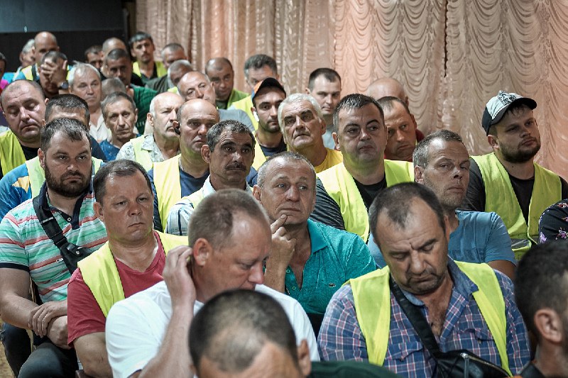 Працівників КВПВ вчили правильно діяти при виявленні мін та снарядів