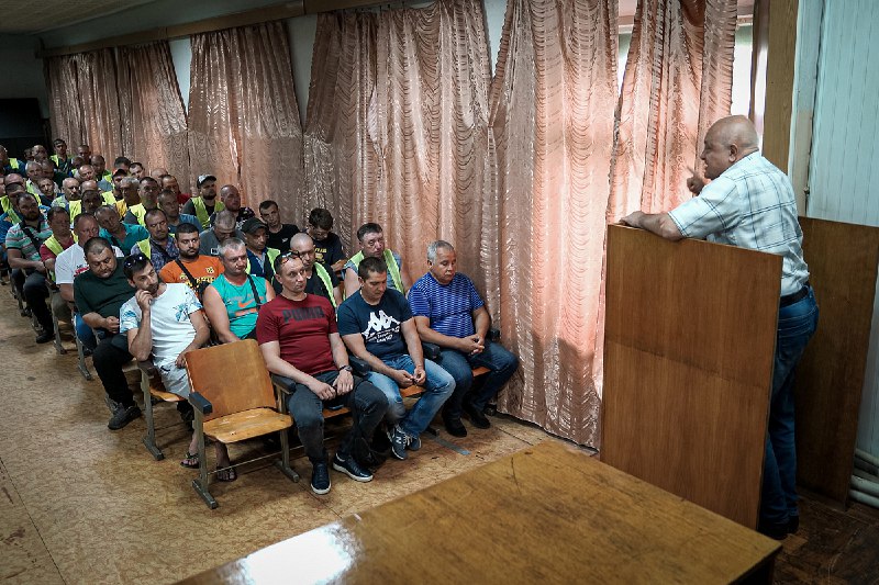 Працівників КВПВ вчили правильно діяти при виявленні мін та снарядів