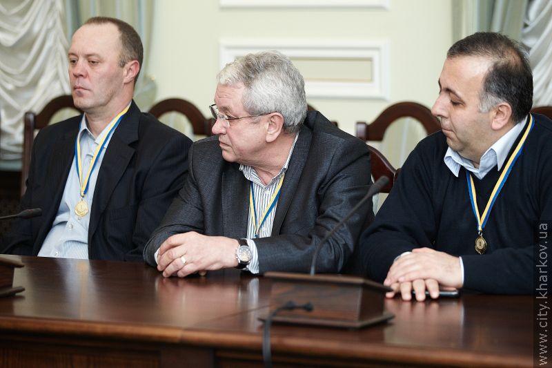 Геннадій Кернес провів прийом жіночої футбольної команди «Житлобуд-1»