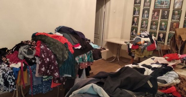 Ветерани Харкова отримують гуманітарну допомогу