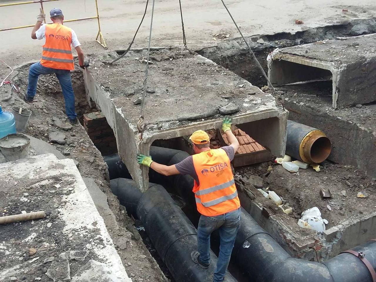 У Харкові перекладають магістральні та внутрішньоквартальні тепломережі