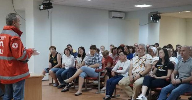Співробітників КП «Харківводоканал» ознайомили з правилами поведінки та виживання в умовах війни