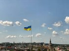 На харківському флагштоці встановили нове полотнище
