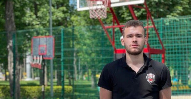 #Обличчя_Харкова. Костянтин Бєляєв – тренер, що займається волонтерством 