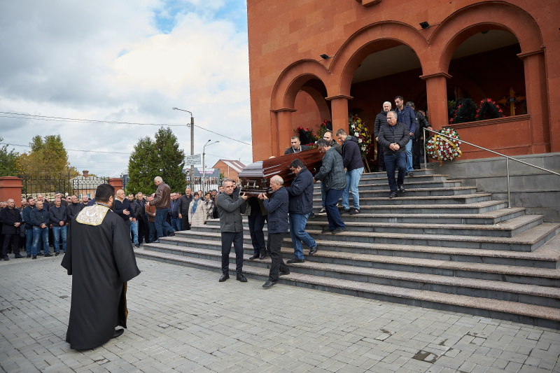 У Харкові попрощалися з Валерієм Арутюновим