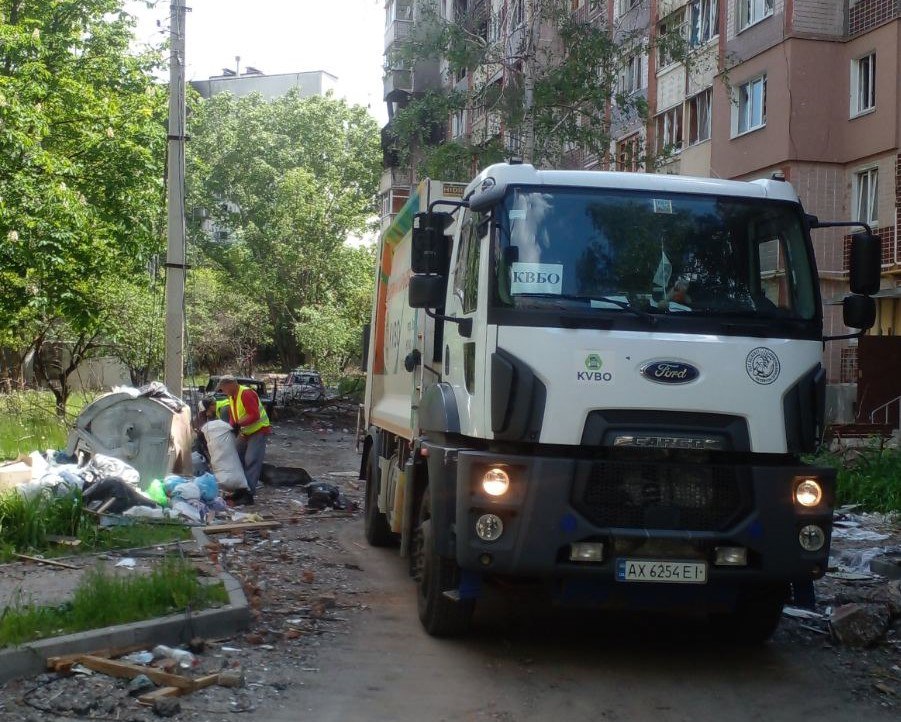 За тиждень з Харкова вивезли близько 45 тисячі кубометрів відходів