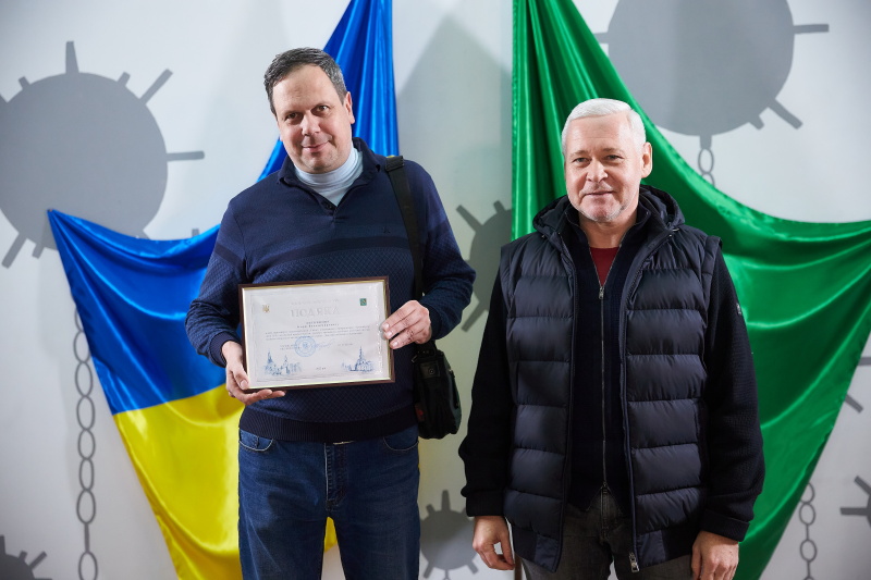 Ігор Терехов нагородив водіїв міського транспорту та дорожників