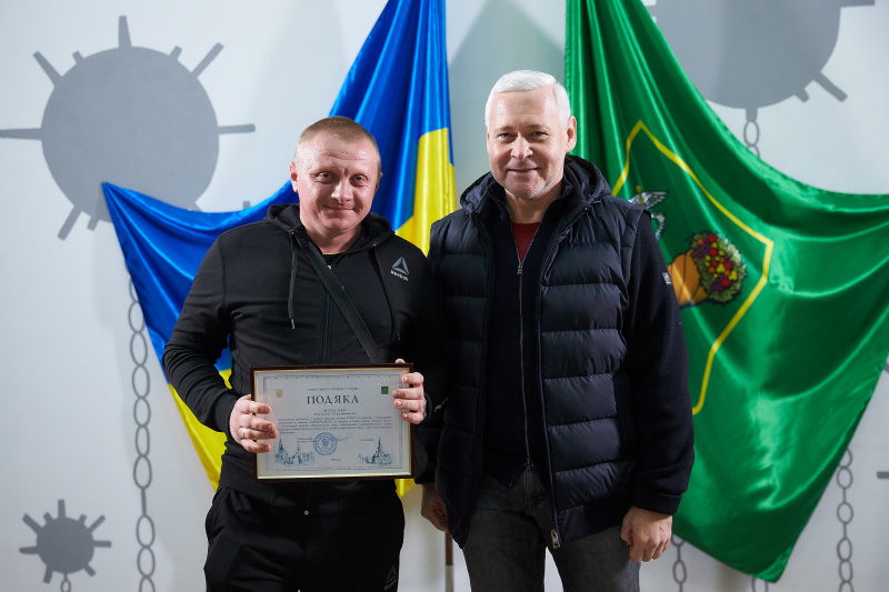 Ігор Терехов нагородив водіїв міського транспорту та дорожників