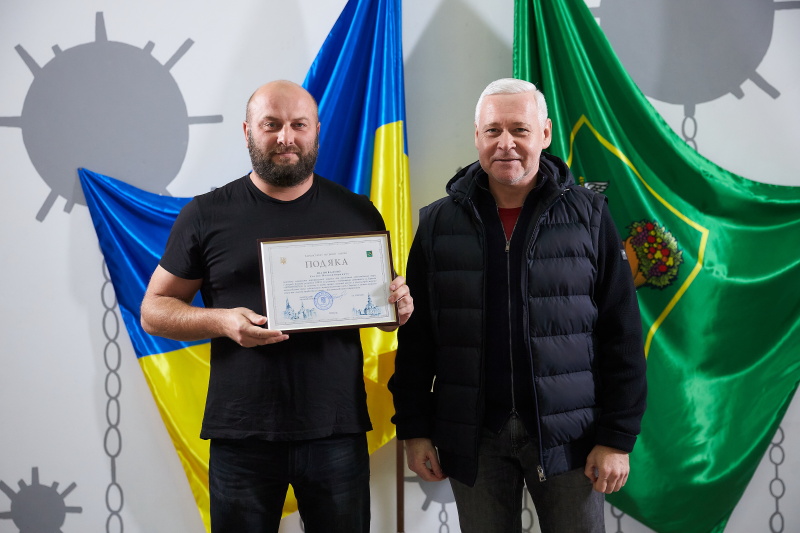 Ігор Терехов нагородив водіїв міського транспорту та дорожників