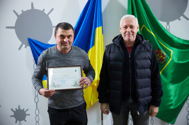 Ігор Терехов нагородив водіїв міського транспорту та дорожників