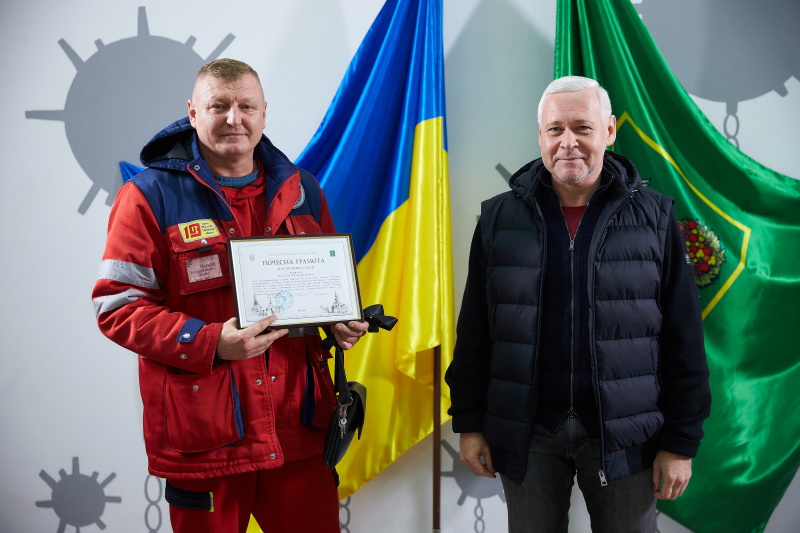 Ігор Терехов нагородив водіїв міського транспорту та дорожників