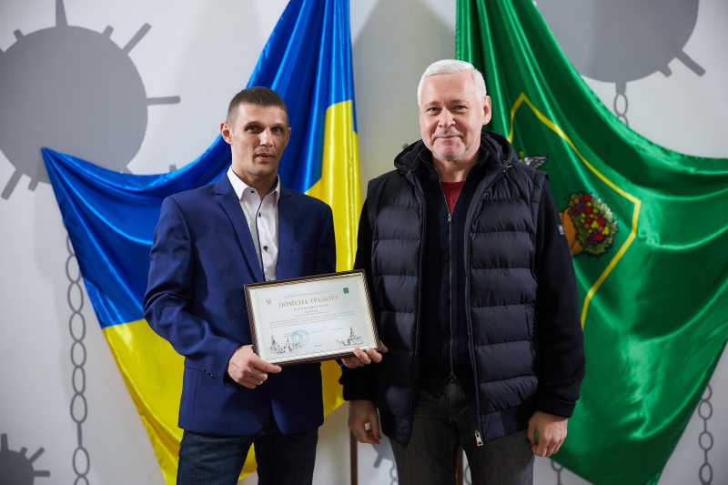 Ігор Терехов нагородив водіїв міського транспорту та дорожників