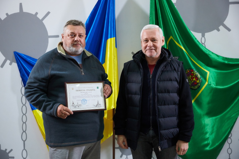Ігор Терехов нагородив водіїв міського транспорту та дорожників