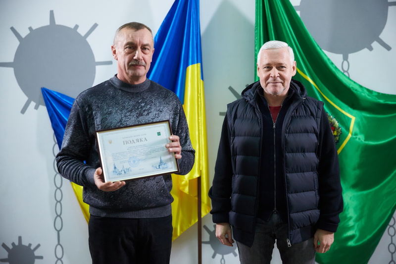 Ігор Терехов нагородив водіїв міського транспорту та дорожників