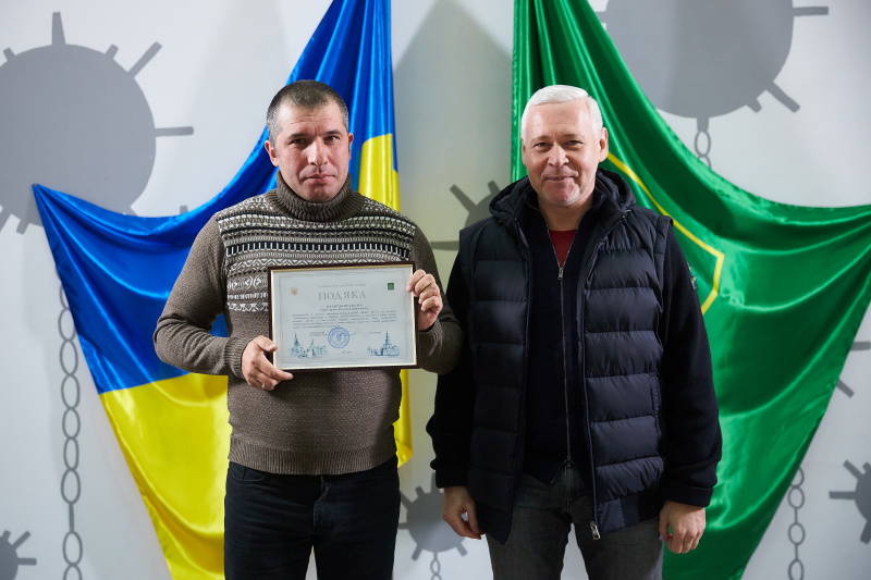 Ігор Терехов нагородив водіїв міського транспорту та дорожників