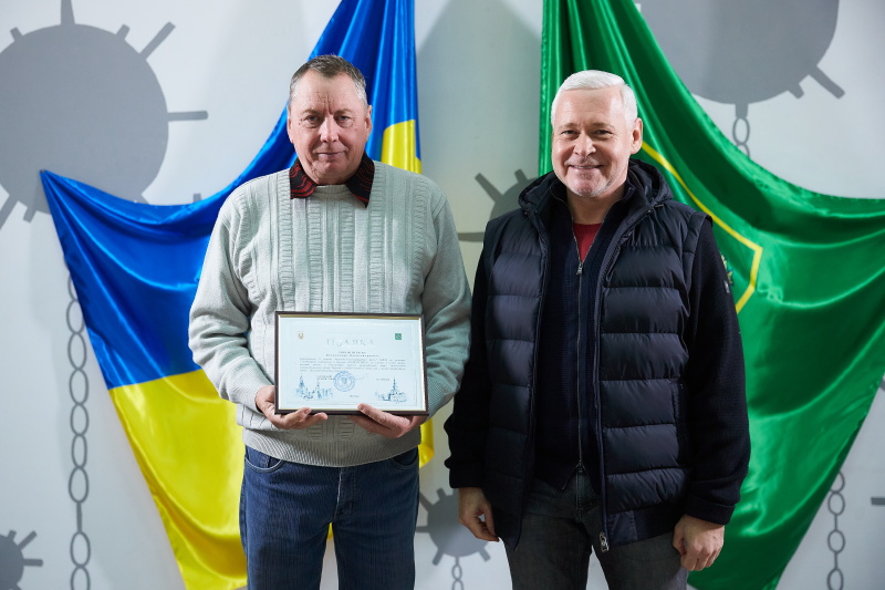 Ігор Терехов нагородив водіїв міського транспорту та дорожників