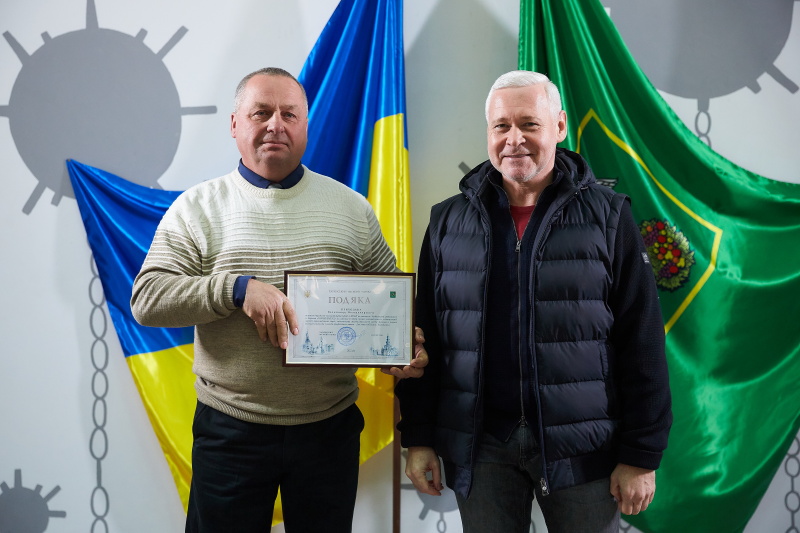 Ігор Терехов нагородив водіїв міського транспорту та дорожників