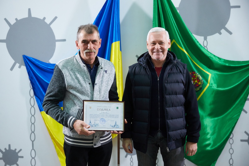 Ігор Терехов нагородив водіїв міського транспорту та дорожників