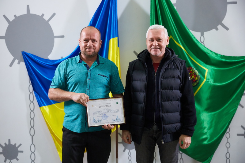 Ігор Терехов нагородив водіїв міського транспорту та дорожників