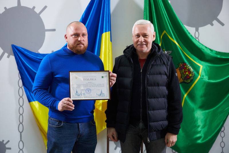 Ігор Терехов нагородив водіїв міського транспорту та дорожників
