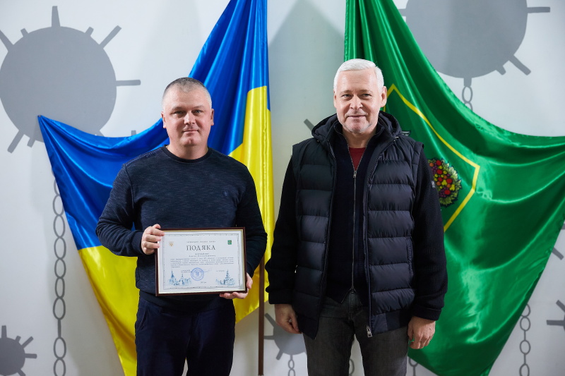 Ігор Терехов нагородив водіїв міського транспорту та дорожників