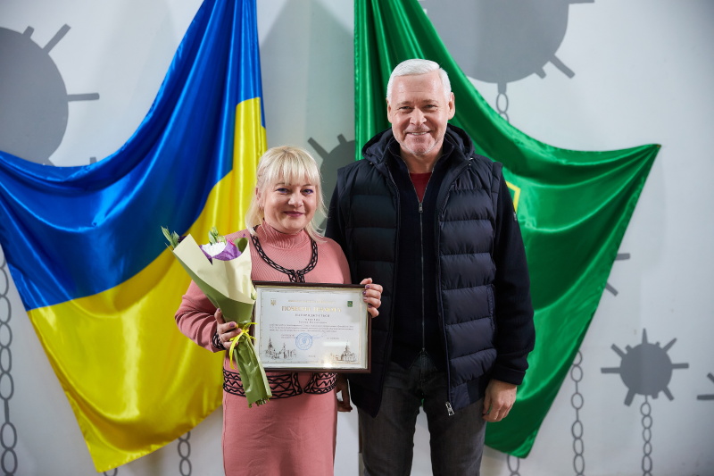 Ігор Терехов нагородив водіїв міського транспорту та дорожників