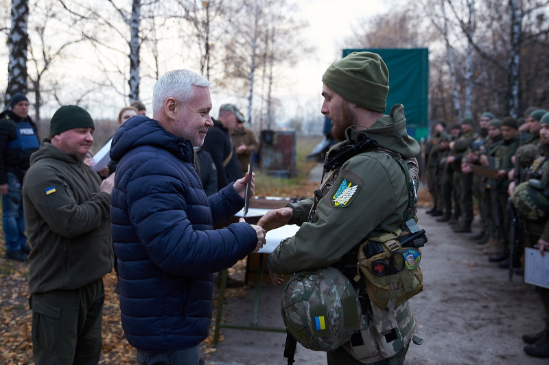 Ігор Терехов нагородив ракетників та артилеристів