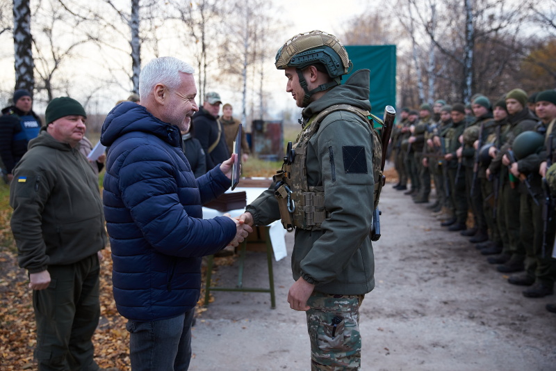 Ігор Терехов нагородив ракетників та артилеристів