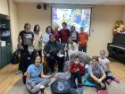 Британський композитор допоміг харківським дітям боротися із психологічними травмами