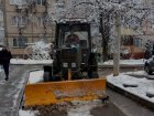 У Харкові сніг прибирають понад дві тисячі комунальників
