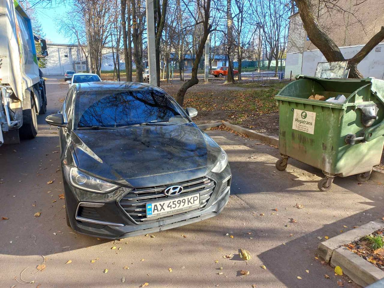 На «КВПВ» просять поліцію посили контроль за правилами паркування