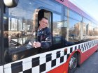 #Обличчя_Харкова. Максим Бронніков – водій автобуса, який розвозив гуманітарну допомогу