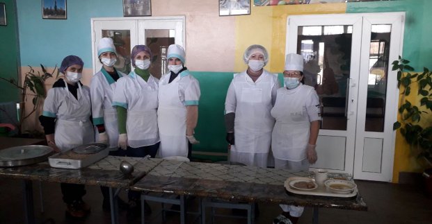 Сьогодні харків'яни отримали близько 16 тисяч безкоштовних обідів
