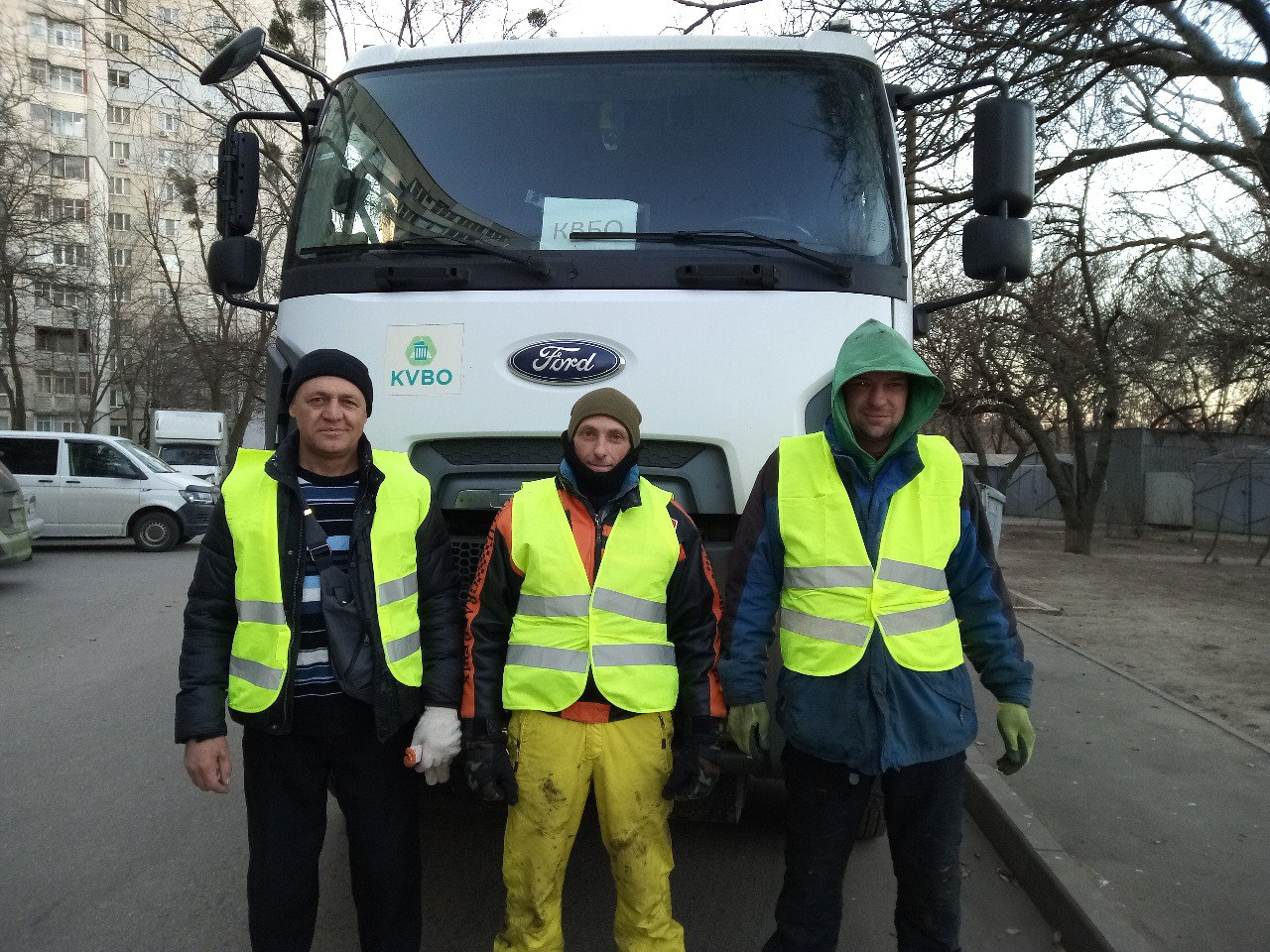 КВПВ наводить лад на проспекті Гагаріна та вулиці Одеській