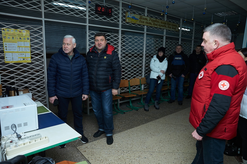 Червоний Хрест допомагає облаштовувати у Харкові «пункти незламності»