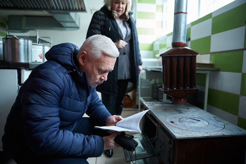 Червоний Хрест допомагає облаштовувати у Харкові «пункти незламності»