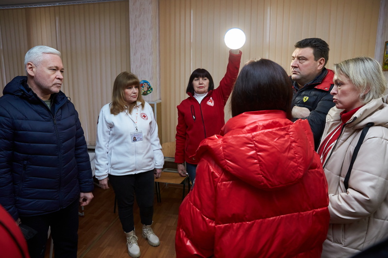 Червоний Хрест допомагає облаштовувати у Харкові «пункти незламності»